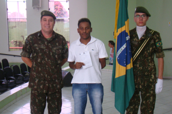 Foto - JURAMENTO À BANDEIRA NACIONAL
