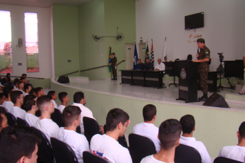 Foto - JURAMENTO À BANDEIRA NACIONAL