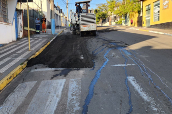 Foto - Operação tapa-buracos