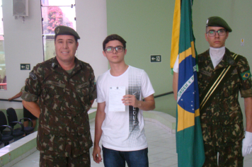 Foto - JURAMENTO À BANDEIRA NACIONAL