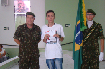 Foto - JURAMENTO À BANDEIRA NACIONAL