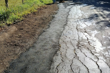 Foto - Tapa-buracos na Estrada do Porto