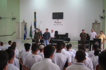 Foto - JURAMENTO À BANDEIRA NACIONAL