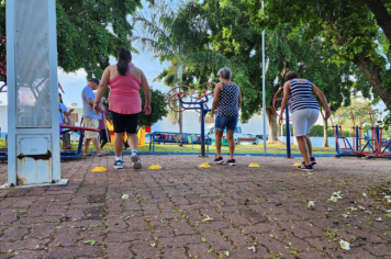 Foto - Grupo Feliz Idade: Movimente-se com Alegria