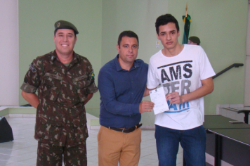 Foto - JURAMENTO À BANDEIRA NACIONAL
