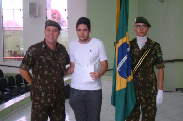 Foto - JURAMENTO À BANDEIRA NACIONAL