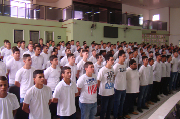Foto - JURAMENTO À BANDEIRA NACIONAL