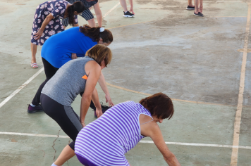 Foto - CRAS: Atividades com o grupo Melhor Idade