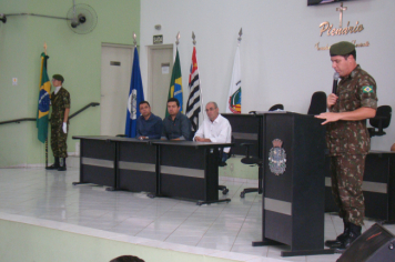 Foto - JURAMENTO À BANDEIRA NACIONAL
