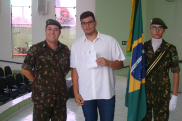Foto - JURAMENTO À BANDEIRA NACIONAL