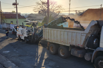 Foto - Operação tapa-buracos