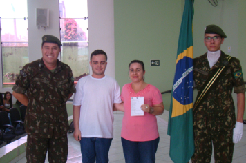 Foto - JURAMENTO À BANDEIRA NACIONAL