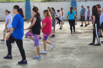 Foto - CRAS: Atividades com o grupo Melhor Idade