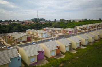 Foto - Entrega da CDHU