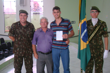 Foto - JURAMENTO À BANDEIRA NACIONAL