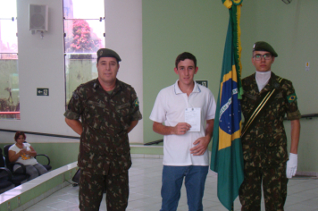 Foto - JURAMENTO À BANDEIRA NACIONAL