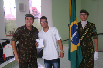 Foto - JURAMENTO À BANDEIRA NACIONAL