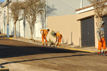 Foto - Operação tapa-buracos