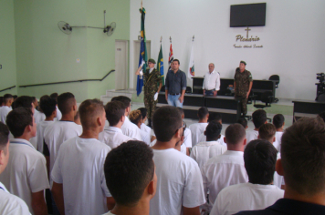 Foto - JURAMENTO À BANDEIRA NACIONAL