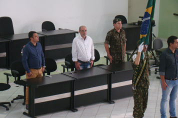 Foto - JURAMENTO À BANDEIRA NACIONAL