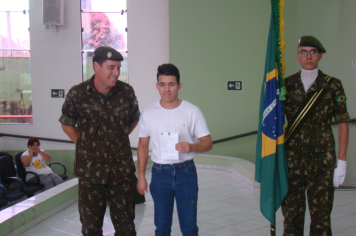 Foto - JURAMENTO À BANDEIRA NACIONAL