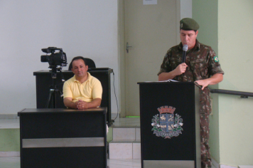 Foto - JURAMENTO À BANDEIRA NACIONAL