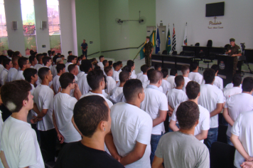 Foto - JURAMENTO À BANDEIRA NACIONAL